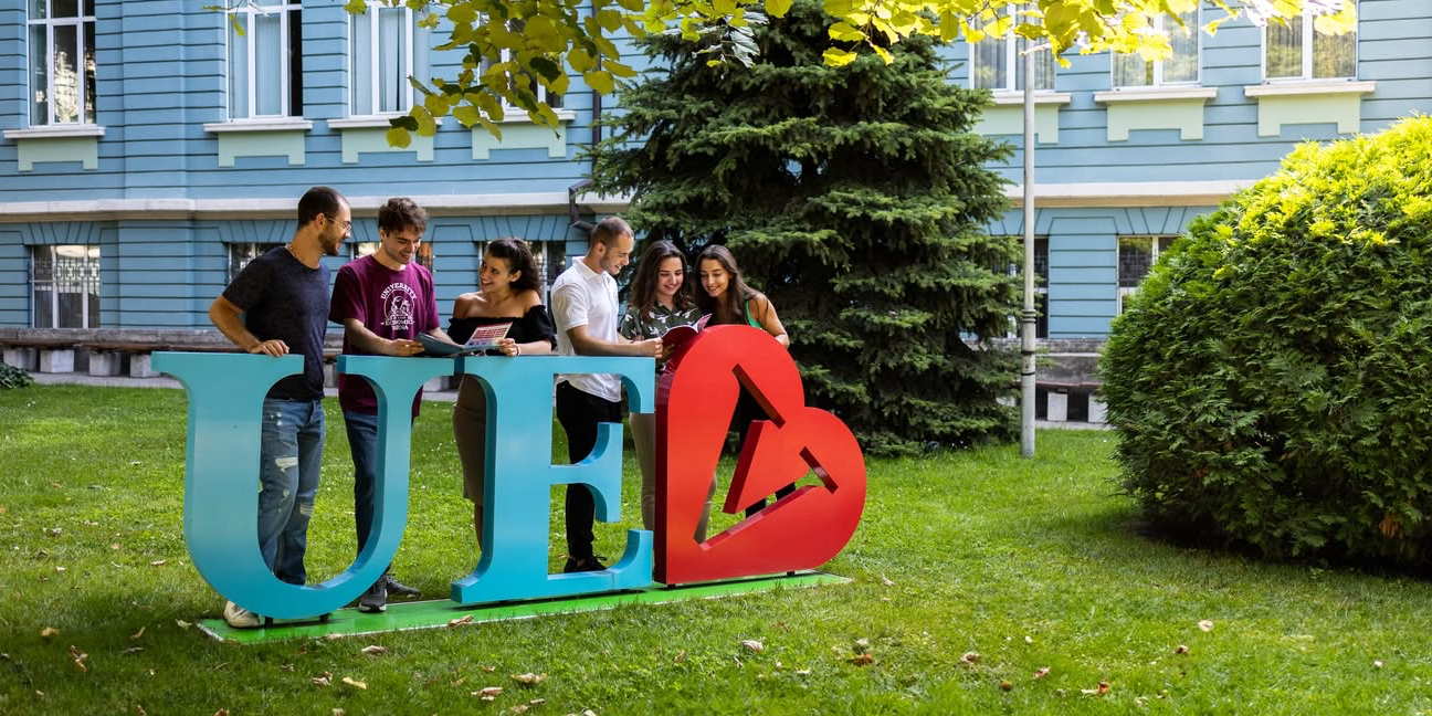 За двадесет и втора поредна година Фондация "Еврика" ще определи студентите, които ще получават именни стипендии  в размер на 3000 лева годишно в 11 области