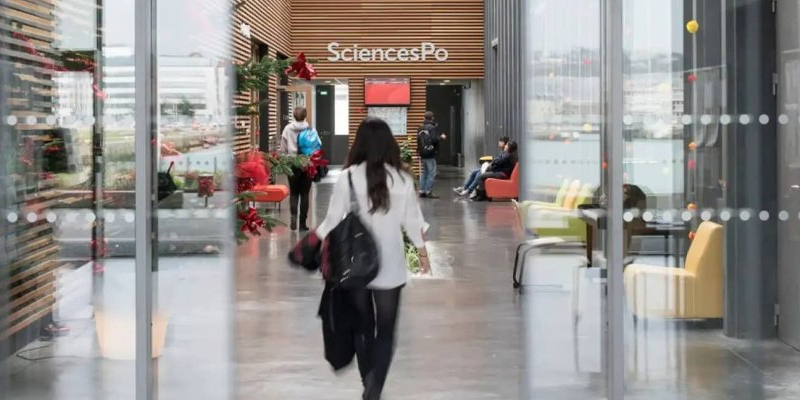 Предподавателски стипендии в Sciences Po